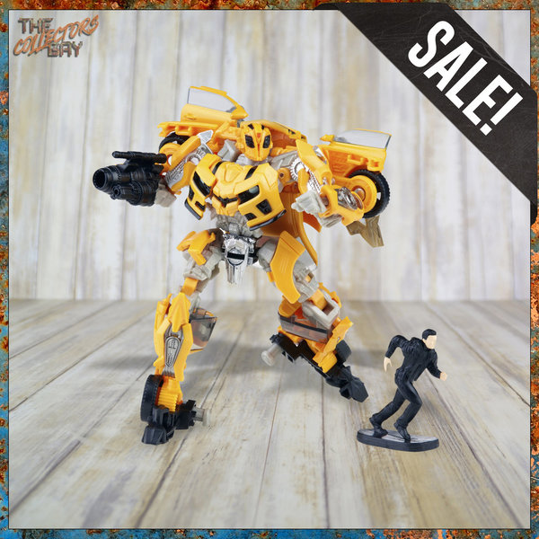 Hasbro Transformers Studio Series 74 Bumblebee (Deluxe Class)