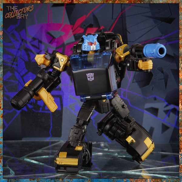 Hasbro Transformers Shattered Glass Collection Goldbug (Deluxe Class)