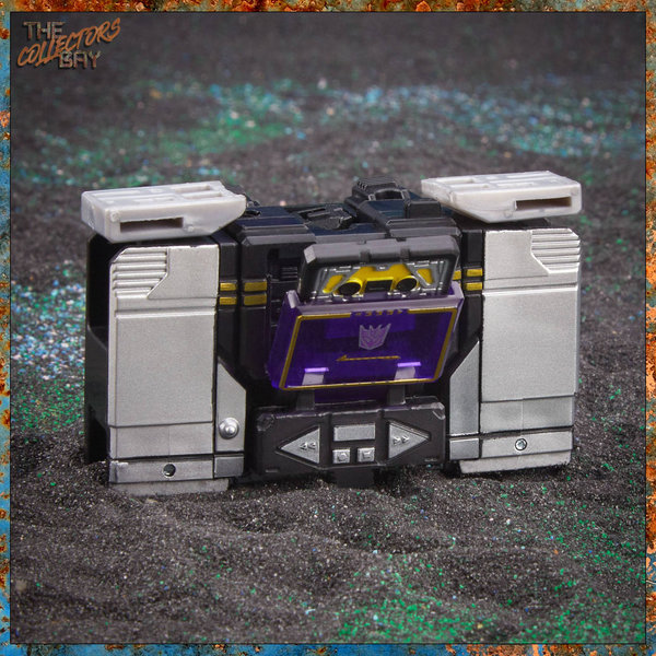 Hasbro Transformers Legacy Evolution Soundblaster (Core Class)